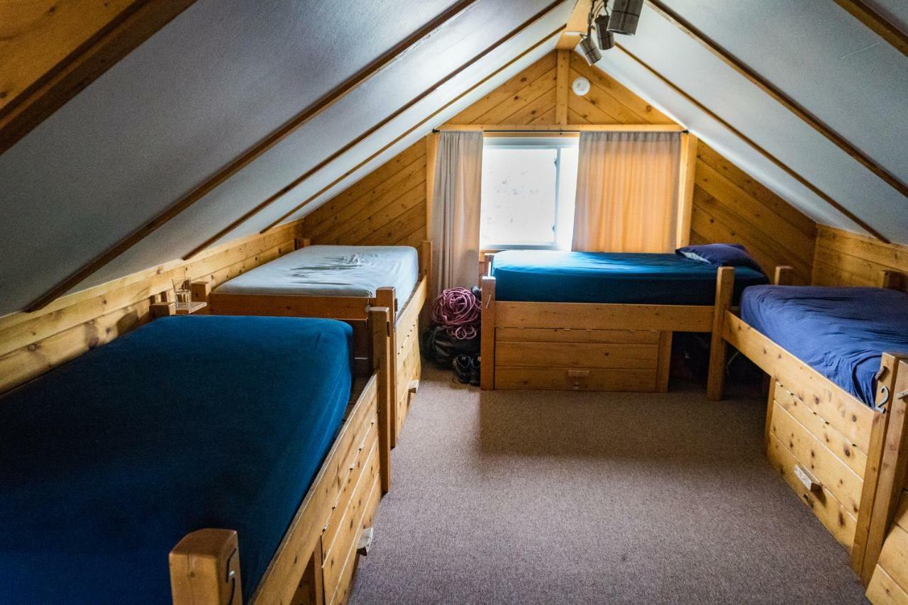 Estes Park Adventure Hostel Exterior photo